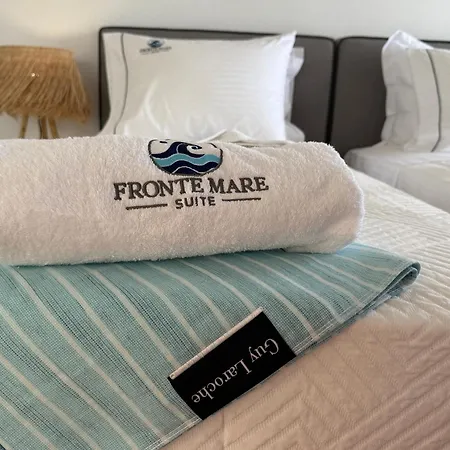 Fronte Mare - Sea Front Luxury With Private Patio