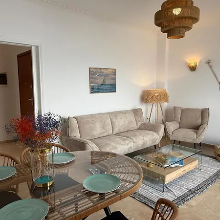 Lägenhet Fronte Mare - Sea Front Luxury With Private Patio