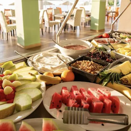 Fronte Mare - Sea Front Luxury With Private Patio Lägenhet *