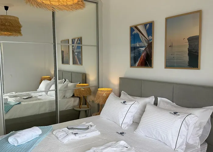 Fronte Mare - Sea Front Luxury With Private Patio Mpenitses
