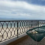 Lägenhet Fronte Mare - Sea Front Luxury With Private Patio Benitses (Corfu)