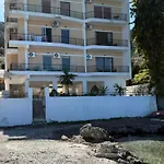 Fronte Mare - Sea Front Luxury With Private Patio