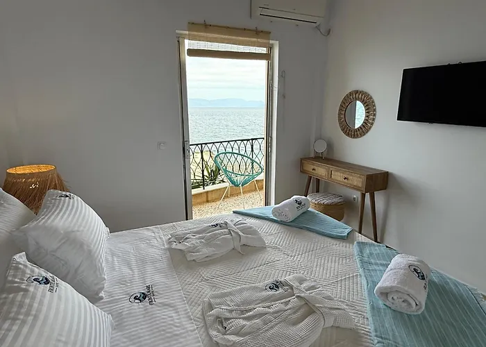 Fronte Mare - Sea Front Luxury With Private Patio