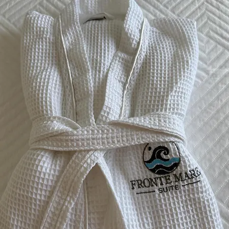 Apartment Fronte Mare - Sea Front Luxury With Private Patio