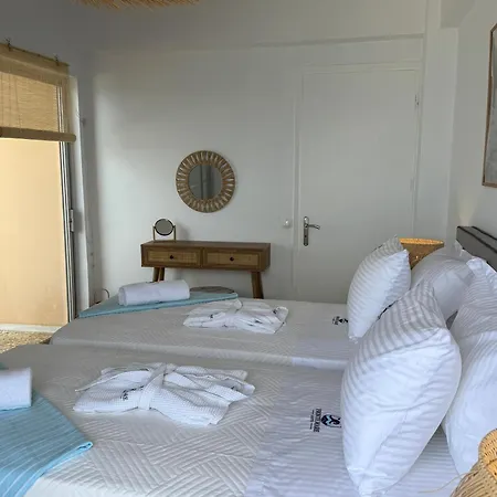 Fronte Mare - Sea Front Luxury With Private Patio Daire Benitses (Corfu)