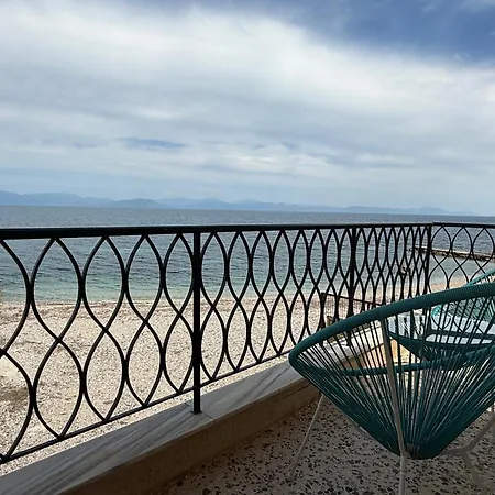 Apartament Fronte Mare - Sea Front Luxury With Private Patio Benitses (Corfu)