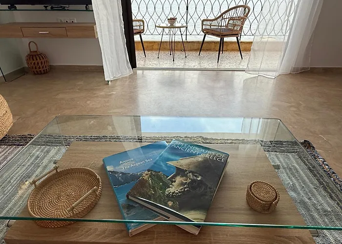 Fronte Mare - Sea Front Luxury With Private Patio Appartement