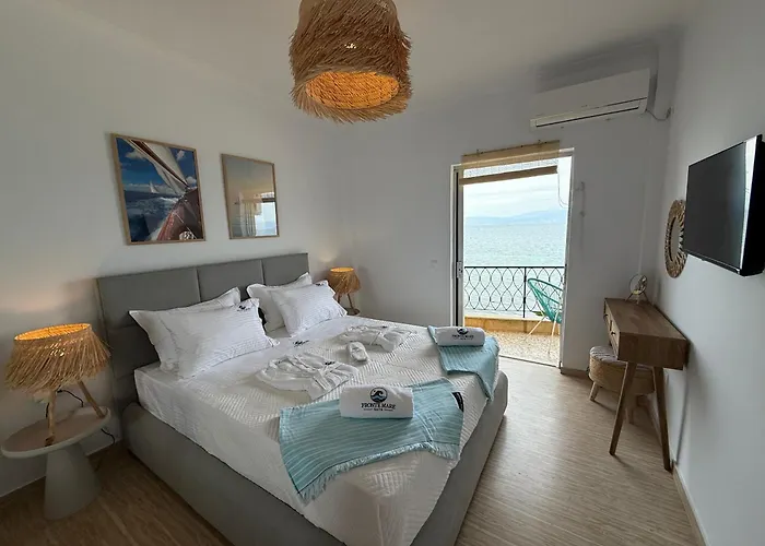 Fronte Mare - Sea Front Luxury With Private Patio *